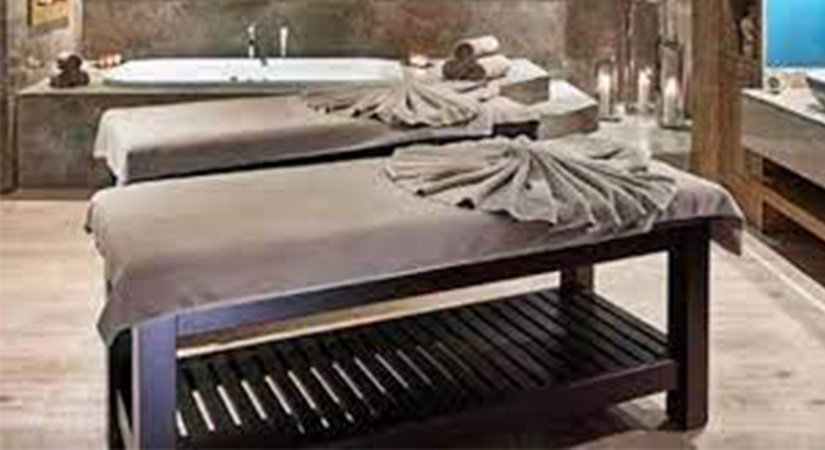 Denizli’de masaj salonunda 2 kişi fuhuş yaparken yakalandı