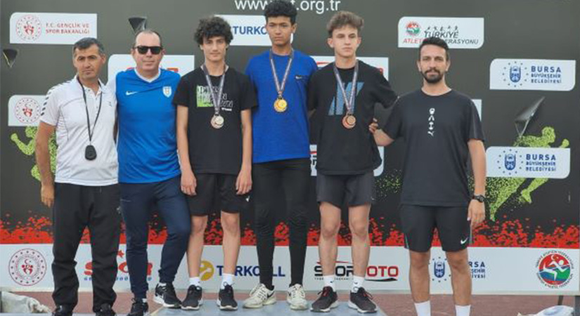 Eren yine Türkiye ikincisi!