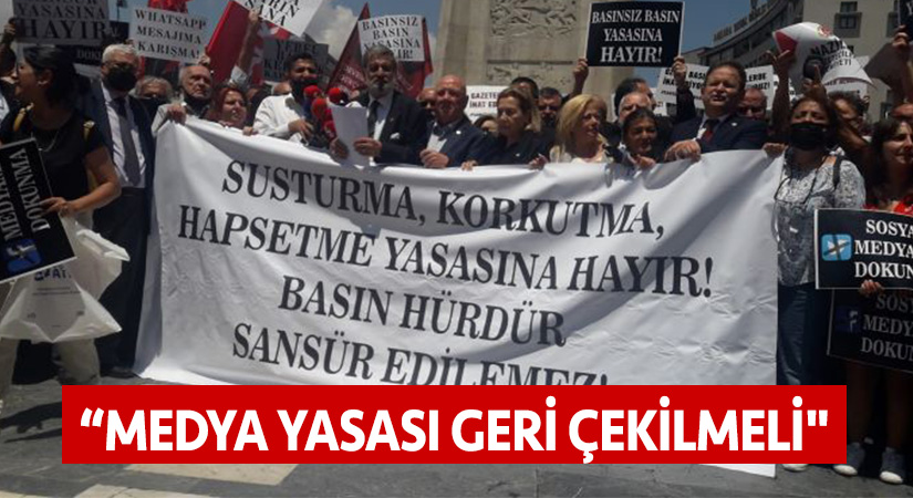 “Medya yasası geri çekilmeli”