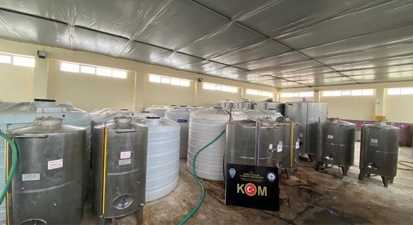 Sahte alkol kaçakçılarına büyük darbe