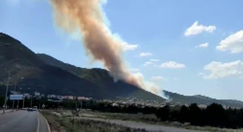 Denizli’de yangın paniğe neden oldu