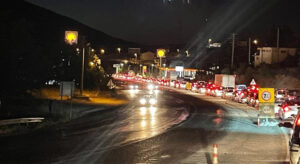 Denizli’de yol yapım çalışması çileye dönüştü!