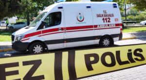 Denizli’de 22 yaşındaki genç, 15 yaşındaki çocuğu bıçakladı
