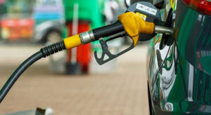 Motorine önce indirim ardından zam!