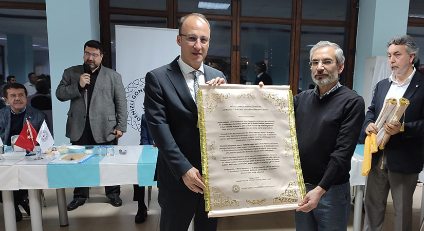 Denizli Gönüllü Platformu ödül gecesi düzenledi